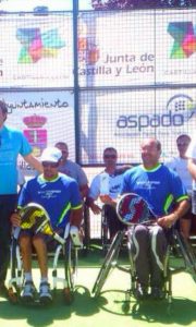 Acaba de ganar en Castilla y León el torneo de pádel en silla de ruedas de España. 