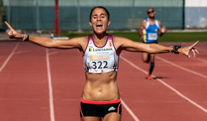 La olímpica Ana Cabecinha, vencedora en mujeres. / Foto: J. Losa.