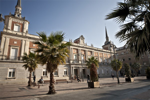 También han mantenido encuentros con el Ayuntamiento de Huelva.