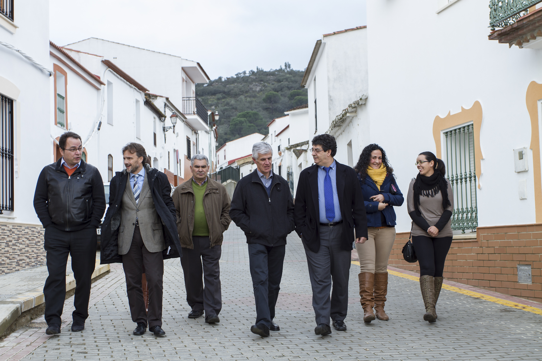 Un momento de la visita de Diego Valderas a Cabezas Rubias