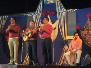 Aromas de la Rocina nace en 2007 con su debut en una gala de trajes de flamenca