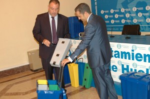 Un momento de la presentación de la campaña de reciclaje.