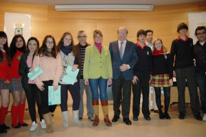 Belén Díaz Porras, Jaime Larre Guerra y Álvaro Gómez Gallardo han sido los alumnos responsables de representar al Montessori en la liguilla a tres.