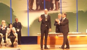 José Manuel Sierra, en el momento de recibir la Medalla de Andalucía. / Foto: @Josefislop.