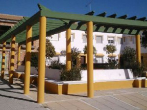 La renovada plaza Virgen de Dolores de Gibraleón.