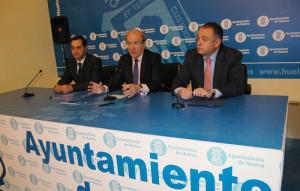 Carlos Fernández, Pedro Rodríguez y Juan Carlos Adame en rueda de prensa.