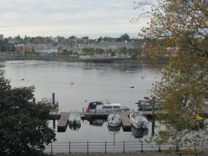 Ana dice echar de menos el clima de Huelva, pues en la isla de Limerick hay mucha humedad y son pocos los días soleados