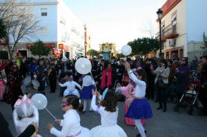 Los pasacalles han contado con una alta participación.