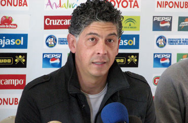 José Manuel Santisteban, entrenador de porteros del Recreativo de Huelva. / Foto: www.recreativohuelva.com