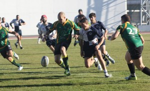 El equipo onubense plantó cara al líder CR Cádiz en el estadio Iberoamericano.