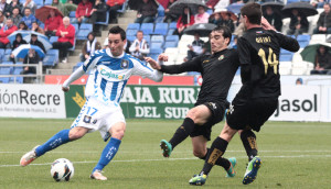 Arana confía en jugar el sábado para ser útil al equipo. / Foto: Josele Ruiz.