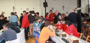 Buen nivel en el torneo de ajedrez organizado por el club Jaque al Rey.