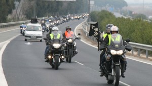 La moto fue la protagonista en Bollullos con la XIX Vuelta Motera al Condado.