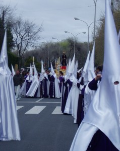 Nazarenos del Cautivo el pasado Lunes Santo