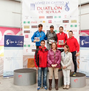 Los ganadores del III Duatlón de Sevilla.