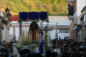 Las Colonias se volcó un año más con la procesión de la Virgen de los Dolores. 