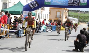 Bollullos pudo vibrar con la prueba ciclista del pasado fin de semana.