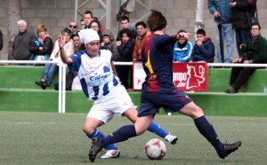 El equipo de Antonio Toledo tiene en sus manos asegurar su continuidad en la Primera Femenina. / Foto: Josele Ruiz.