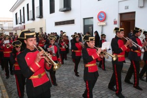 Acompañamiento musical de la Borriquita en Cartaya. 