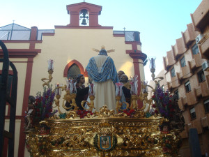 La Cena a su paso por la plaza Isabel la Católica