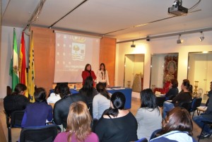 Clase Inaugural de la 'Escuela de padres' de Isla Cristina.