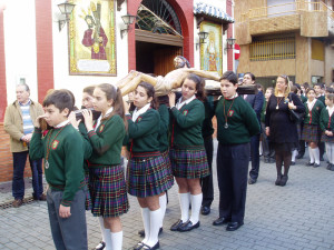 Vía Crucis del Colegio María Inmaculada de Huelva. 