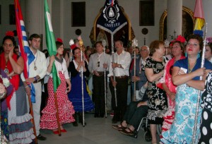 Salida de la Hermandad de Cartaya al Rocío en el año 2012. 