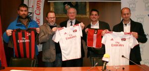 El II Campus del Milan, que se desarrollará en verano en Cartaya, fue presentado en el Ayuntamiento de la localidad.