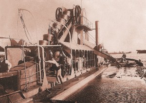 Draga de rosario "Cinta", del Puerto de Huelva, que se topó con el depósito arqueológico en 1923