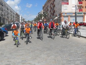 Los participantes saldrán desde el polideportivo municipal a las 11 horas.