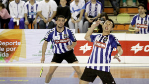 El dobles masculino onubense perdió su partido con la pareja del Soderinsa. / Foto: Juanmi Canterla.