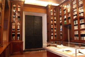 Biblioteca de la Academia de Buenas Letras. / Foto: leyendasdesevilla.blogspot.com.es.