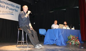 Un momento de la charla de Pedro García en San Juan. 