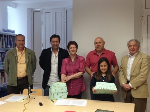 Foto de familia de los lectores isleños premiados.