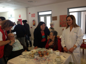 La primera actividad ha sido un desayuno en la residencia Nuestra Señora del Carmen.