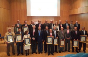 Foto de familia de los premiados.