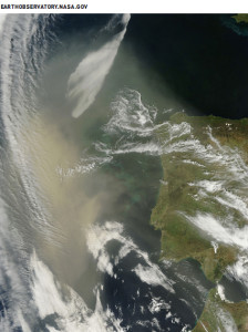 Vista aérea de una tormenta de polvo