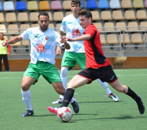 Aunque mereció más que su rival, fue un partido discreto el del Ayamonte. / Foto: J. L. Rúa.