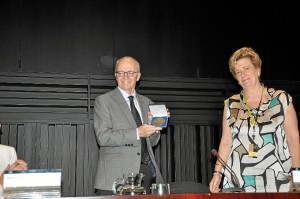 El Premio Nobel de Economía en 2004, Finn E. Kydland, en el Congreso Anual de la AEDEM 2012.