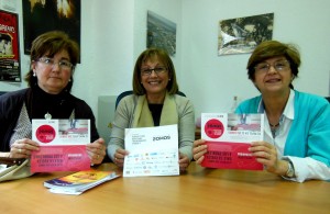 Pilar Jiménez, Rocío Sánchez y María Bienvenida Garrido en la sede de Huelva Buenas Noticias. 