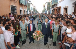 Acto de la Cruz de la Calle Cabo. 