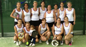 El equipo femenino de Huelva, quinto en el Andaluz de Pádel.