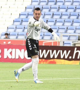 El meta Rubén fue una agradable sorpresa en el once del Recre. / Foto: Josele Ruiz.