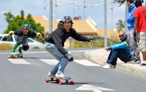 Un momento de la Longskate Day celebrada en Ayamonte. / Foto: J. L. Rúa.