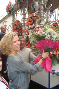 Ofrenda floral de la Fundación de la Caja Rural del Sur a Emigrantes. 