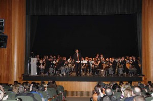 Iván Macías es el director del Liceo de la Música de Moguer. / Foto: asnia.es.