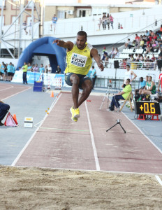 El campeón olímpico en Pekín 2008 y Mundial en Osaka 2007, fue segundo en la prueba de triple salto. / Foto: Josele Ruiz.