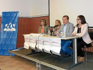 Inauguración de las jornadas 'Tejamos Redes contra la Violencia Machista'.