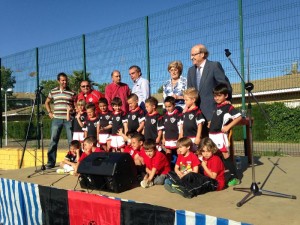 El alcalde de Huelva ha entregado los trofeos a los ganadores de las actividades.