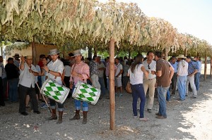 Cientos de aficionados han asistido a este recinto.